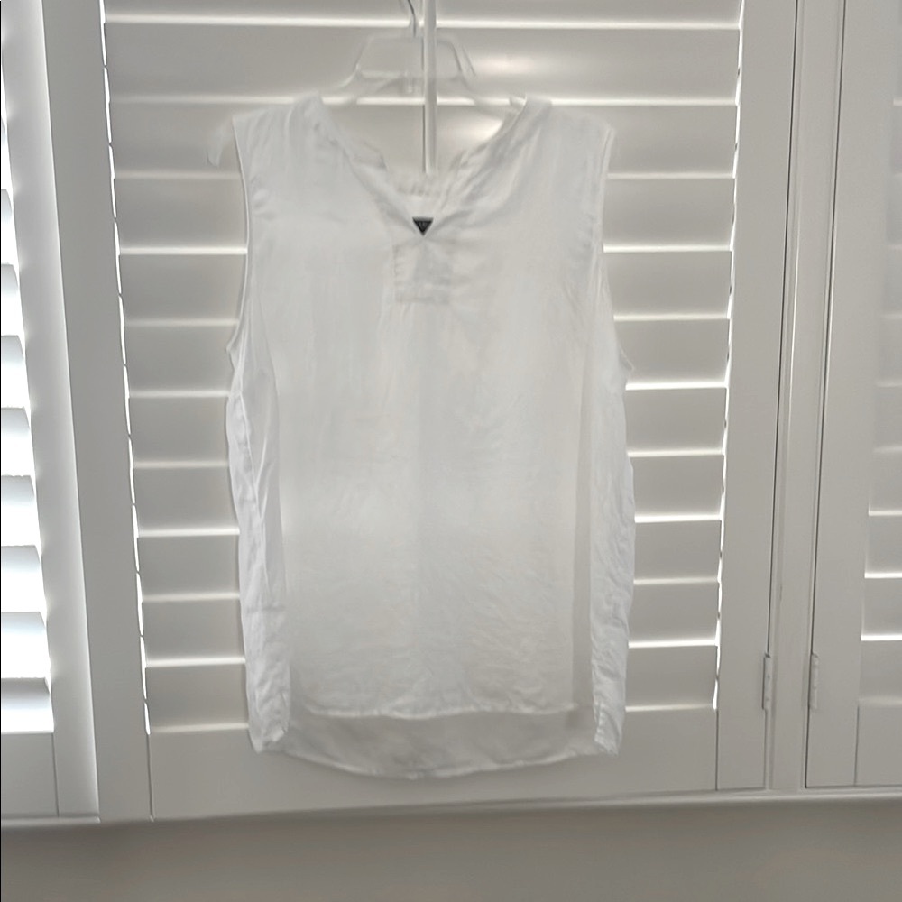 Talbots White Sleeveless Linen shell